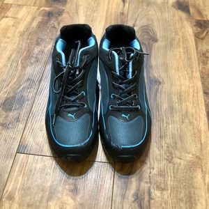 Sz 9 Puma safety toe shoes